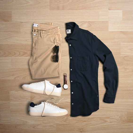 Camisa escura online com calça clara